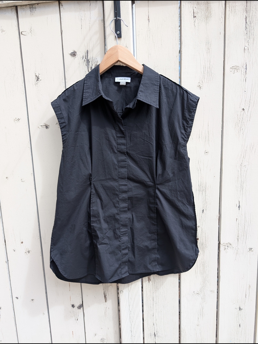 Calvin Klein Black Sleeveless Button-Down Shirt Blouse Medium Cotton Blend Dart